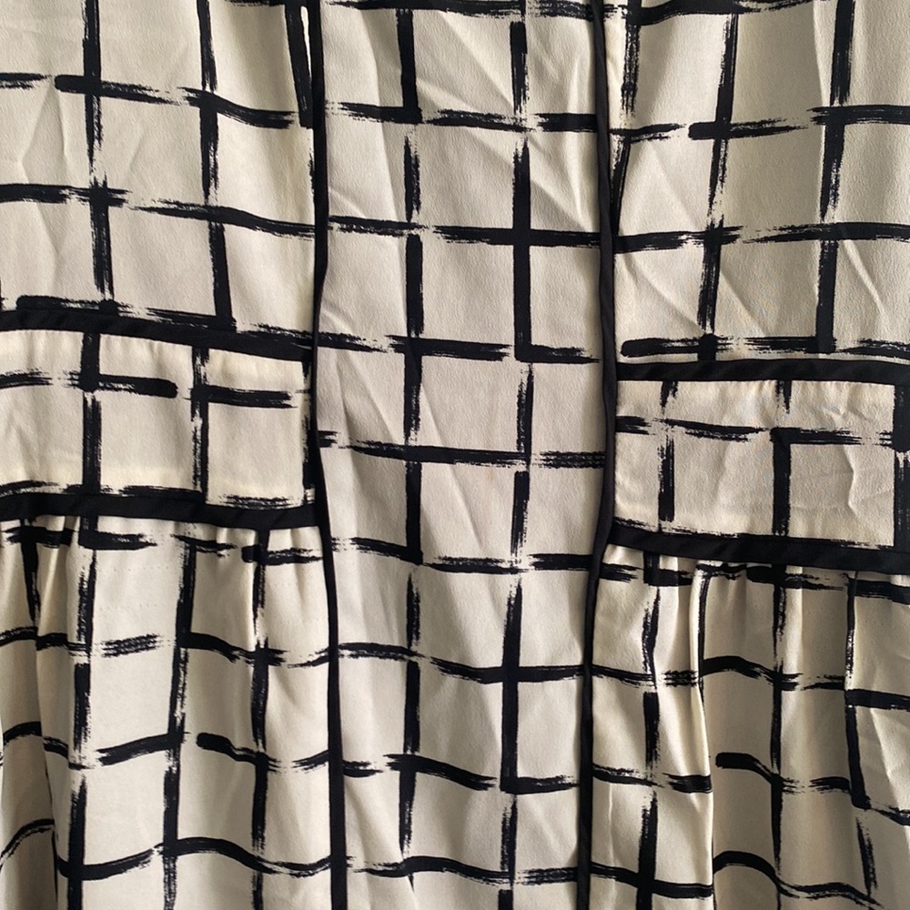 Grid Design Dress - Picture 3 of 6